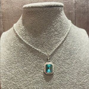 Sale Vintage Silver & Blue Necklace with Dazzling Pendant 16-18”